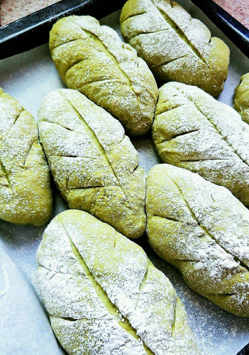抹茶红豆麻糬软欧面包