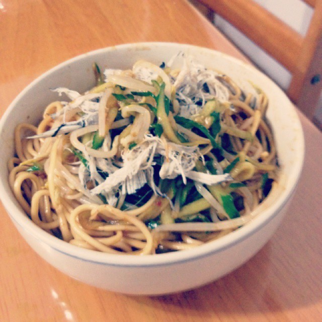 鸡丝凉面