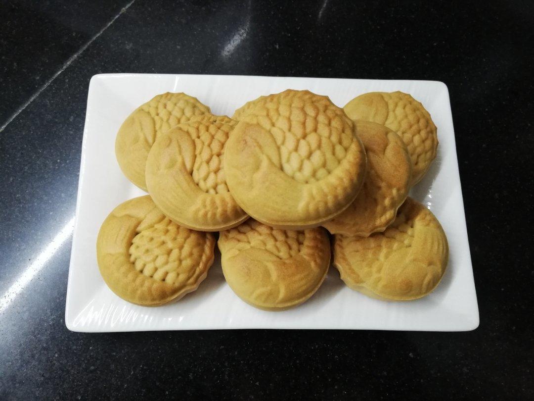 广式月饼—蛋黄莲蓉月饼