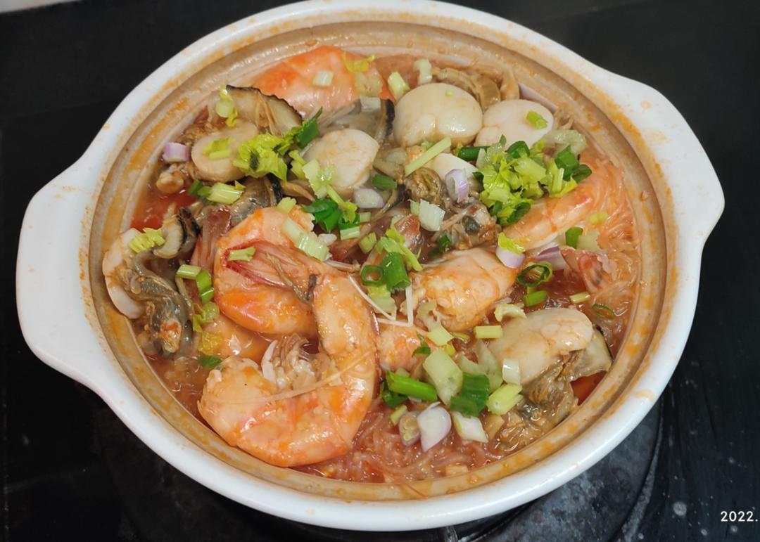 砂锅蒜蓉扇贝虾🦐
