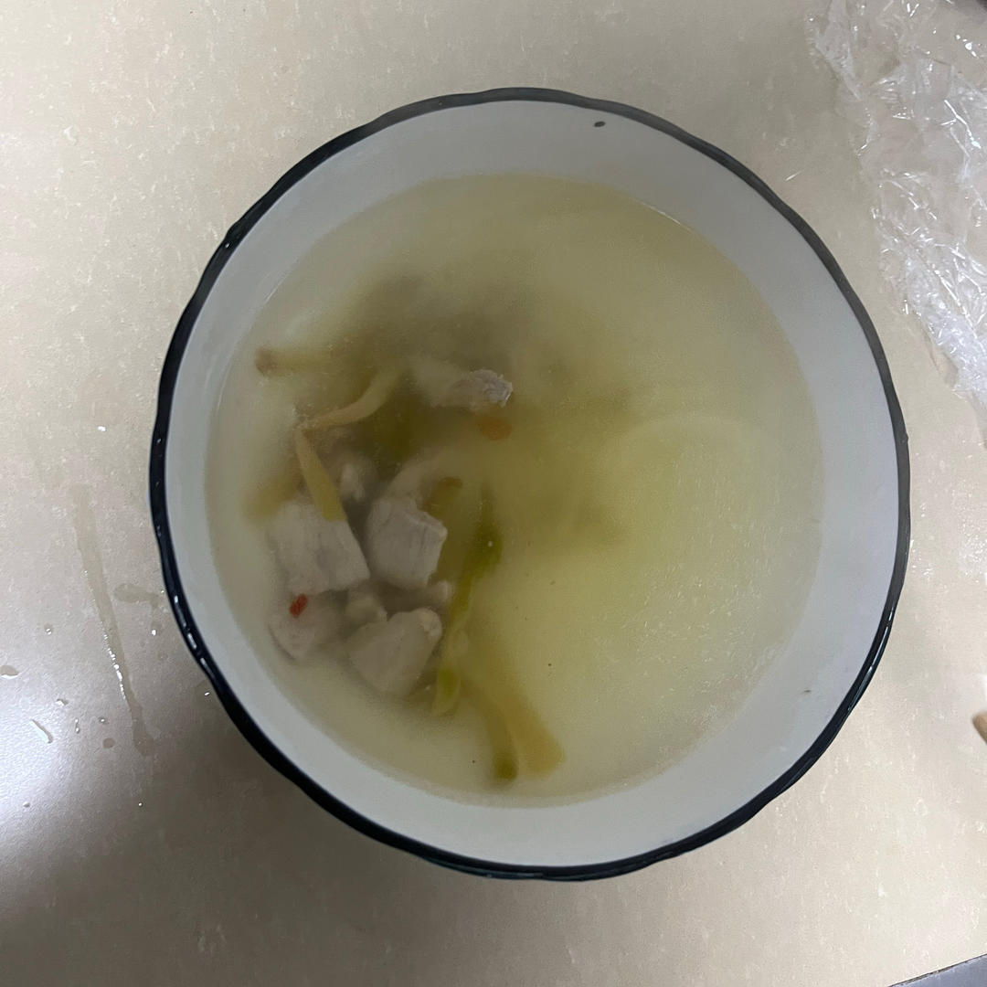 榨菜肉丝汤