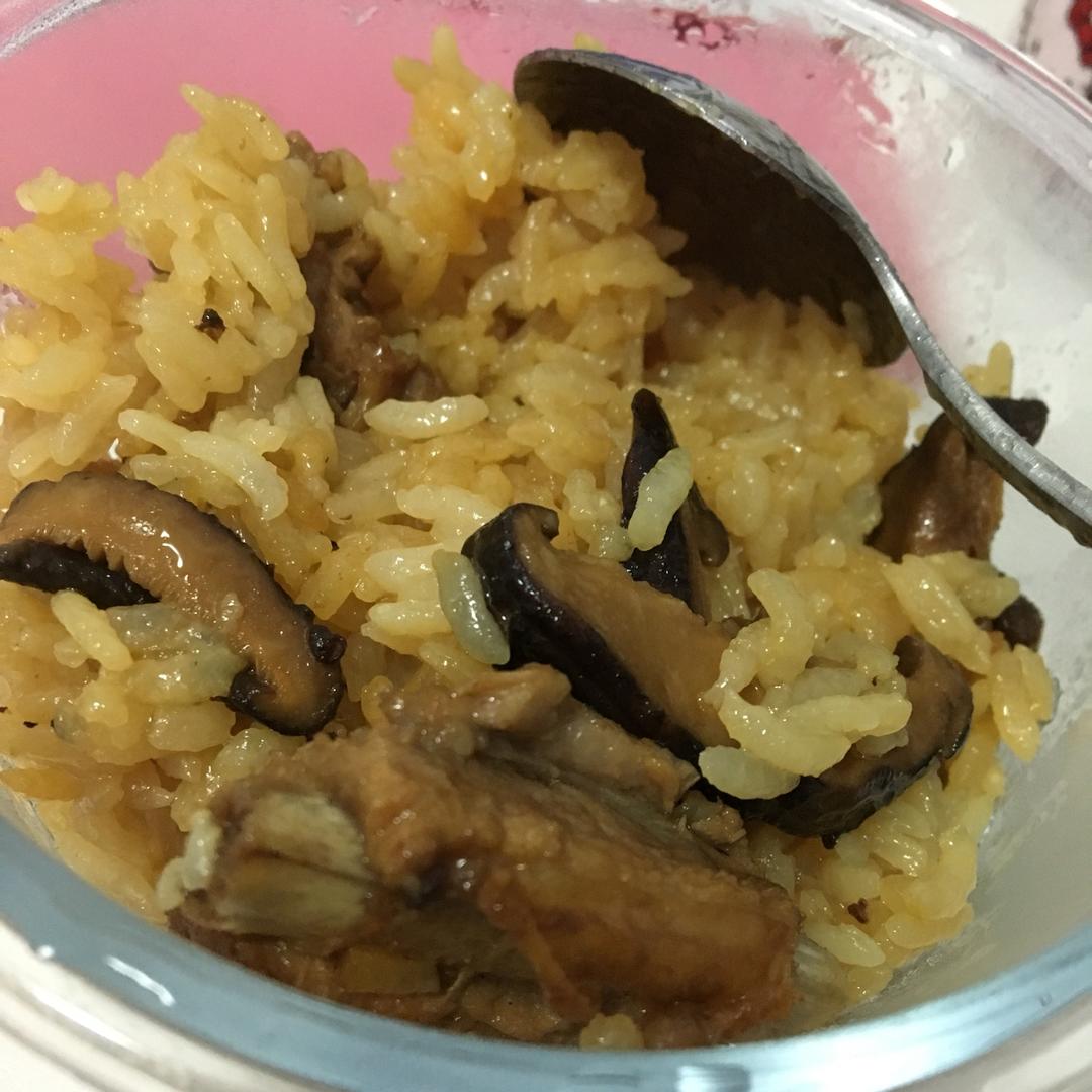香菇排骨饭