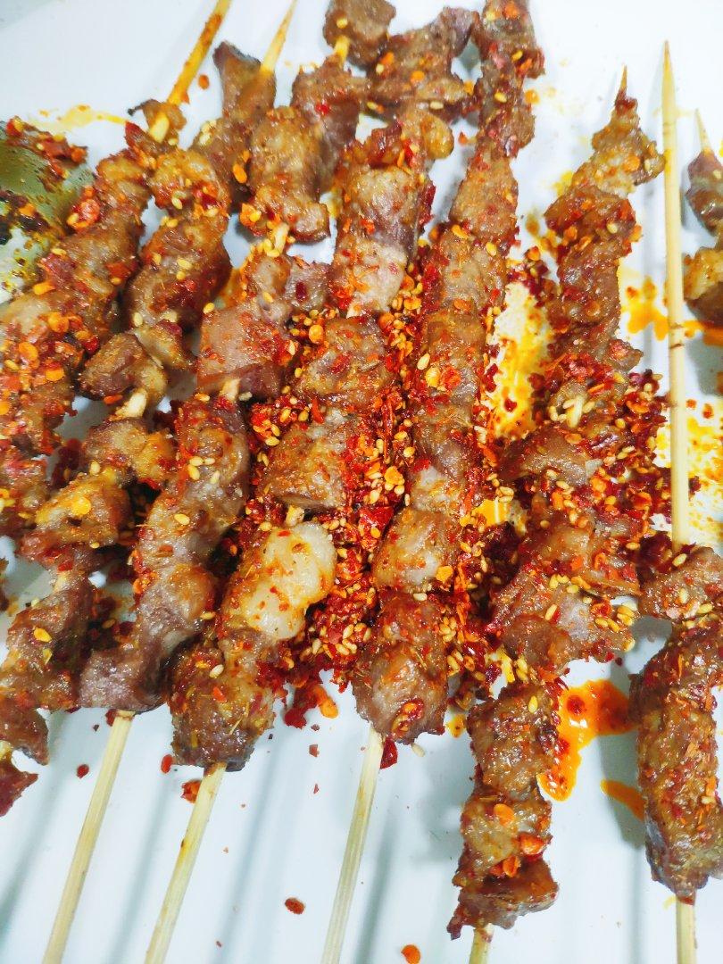 羊肉串用家里烤箱烤出明火烧烤的味道！