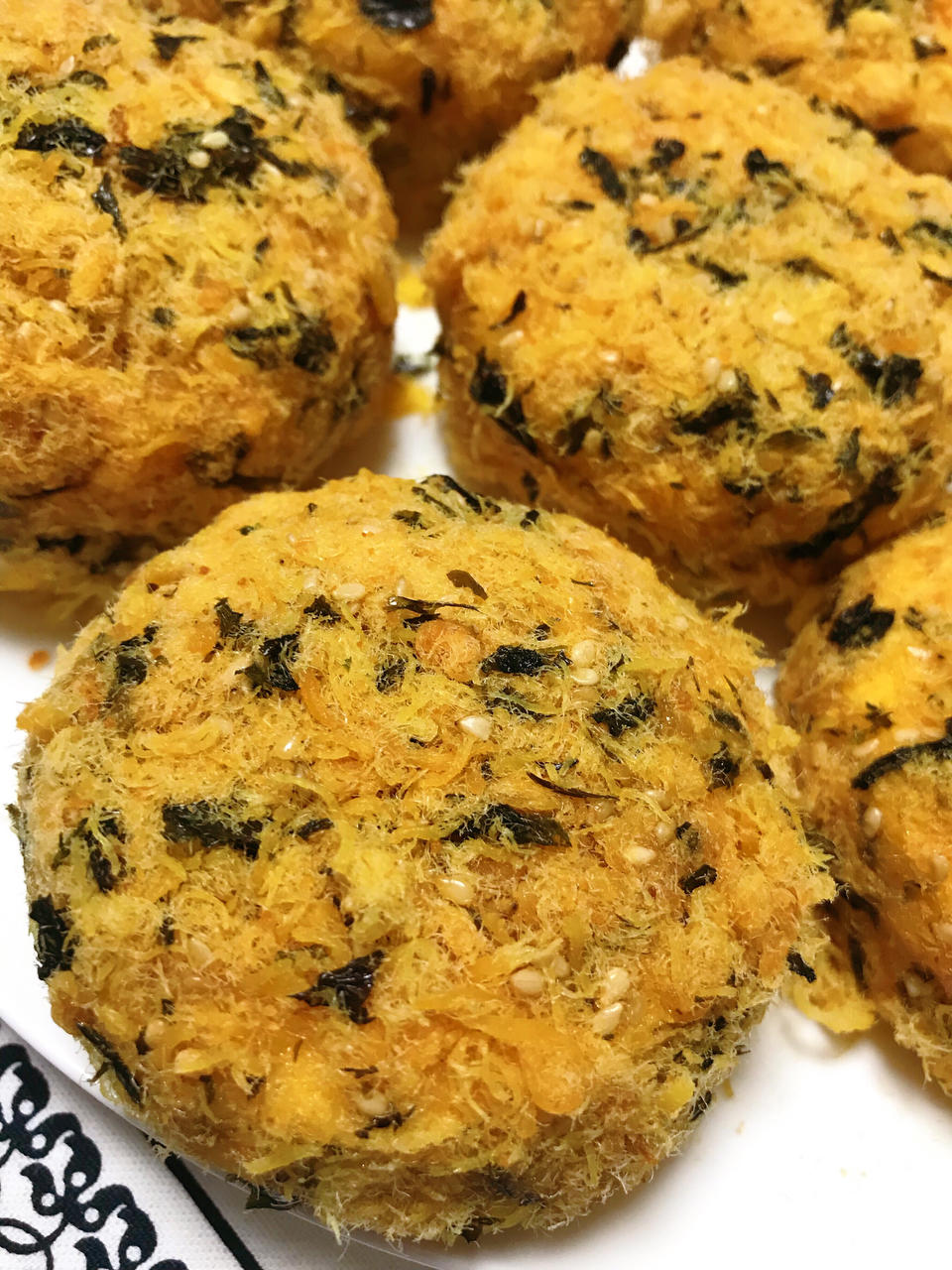 美味海苔肉松小贝