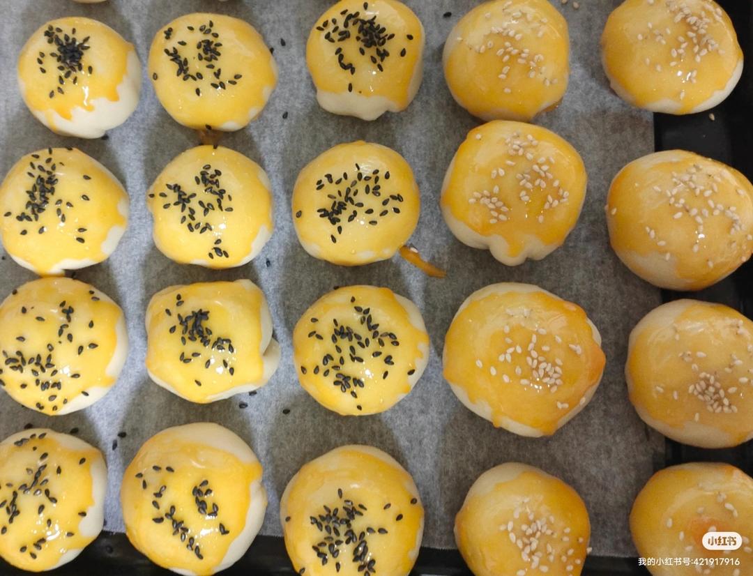 超简单 免揉 酥掉渣的蛋黄酥(超详细附全程视频)不破酥『万能酥皮』