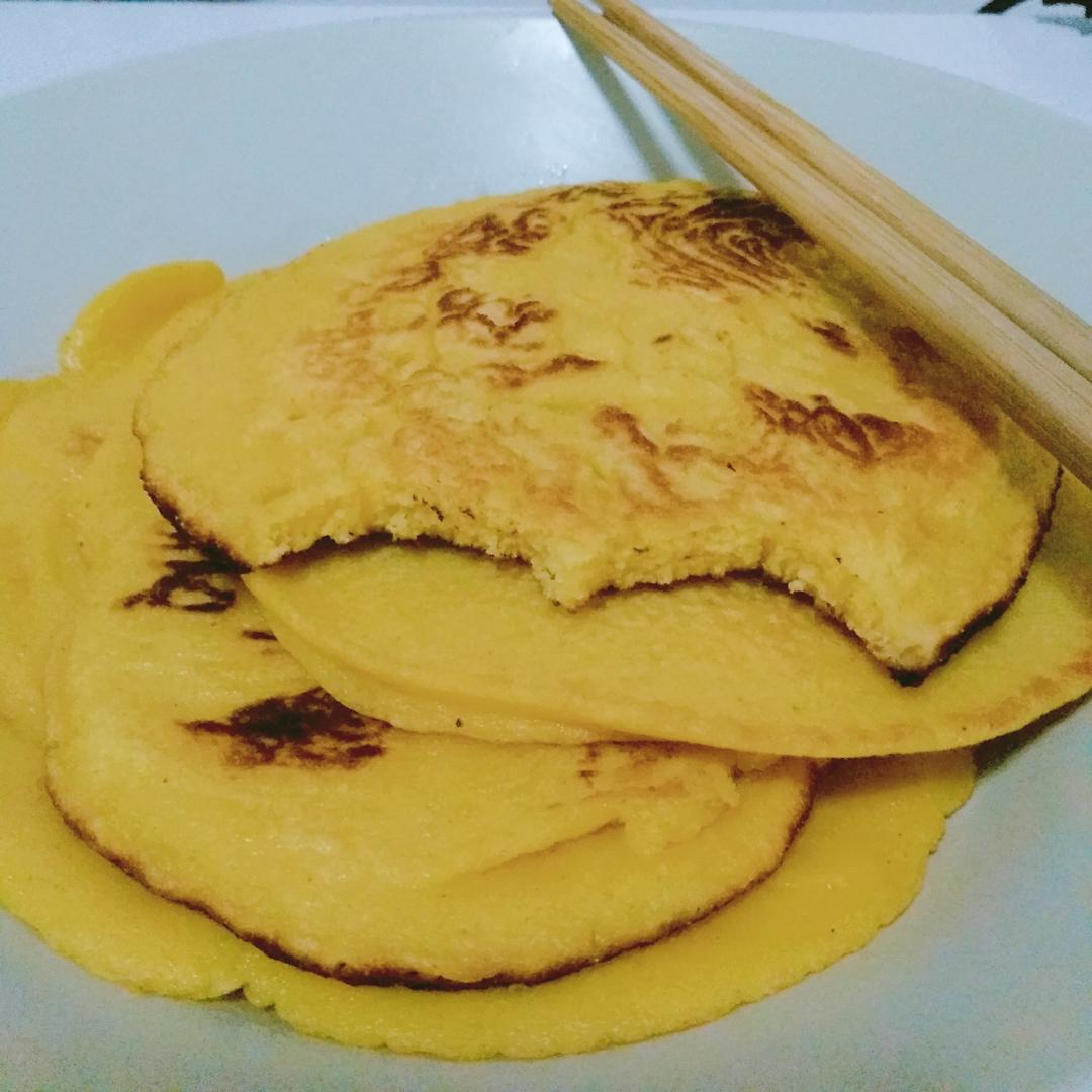 玉米面鸡蛋饼