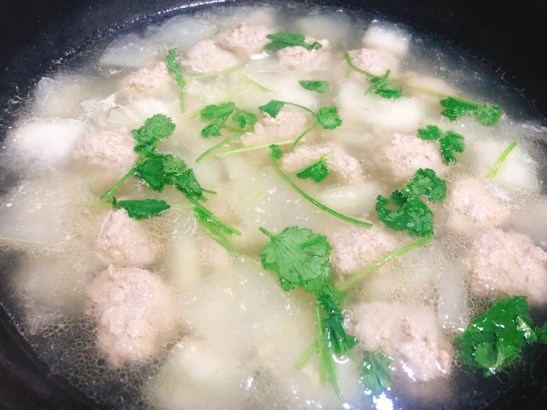 冬瓜汆丸子汤
