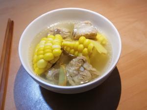 玉米排骨汤（电饭煲）的做法 步骤3