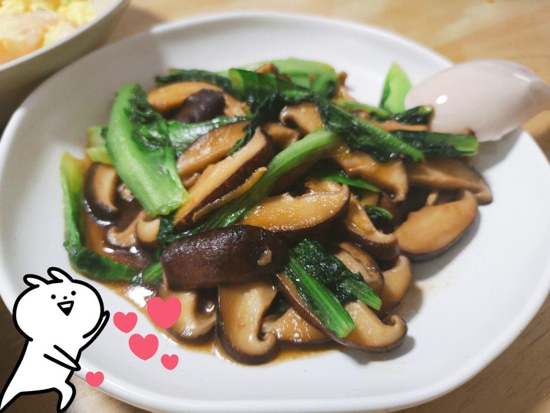 蚝油香菇油麦菜