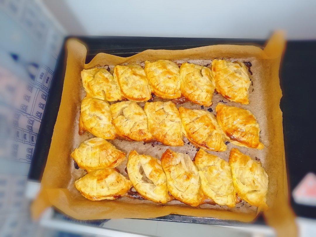 巧用蛋挞皮做各种酥派（榴莲酥 苹果派 凤梨酥 红豆酥 香芋酥 叉烧酥……）