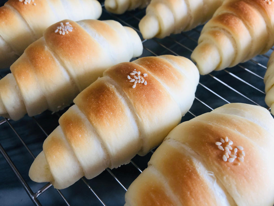 『日式软Q盐面包』