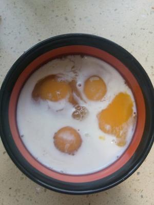 牛奶厚蛋烧的做法 步骤3