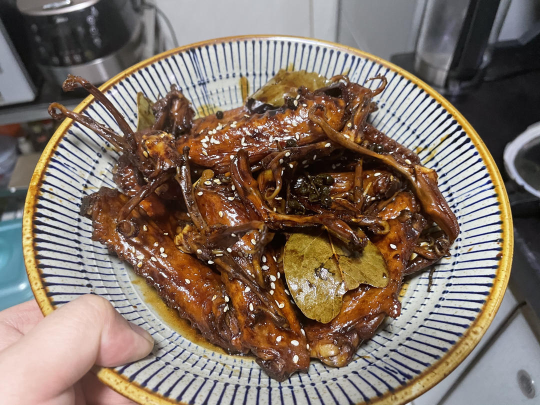 追剧必备小食～美味允指鸭舌
