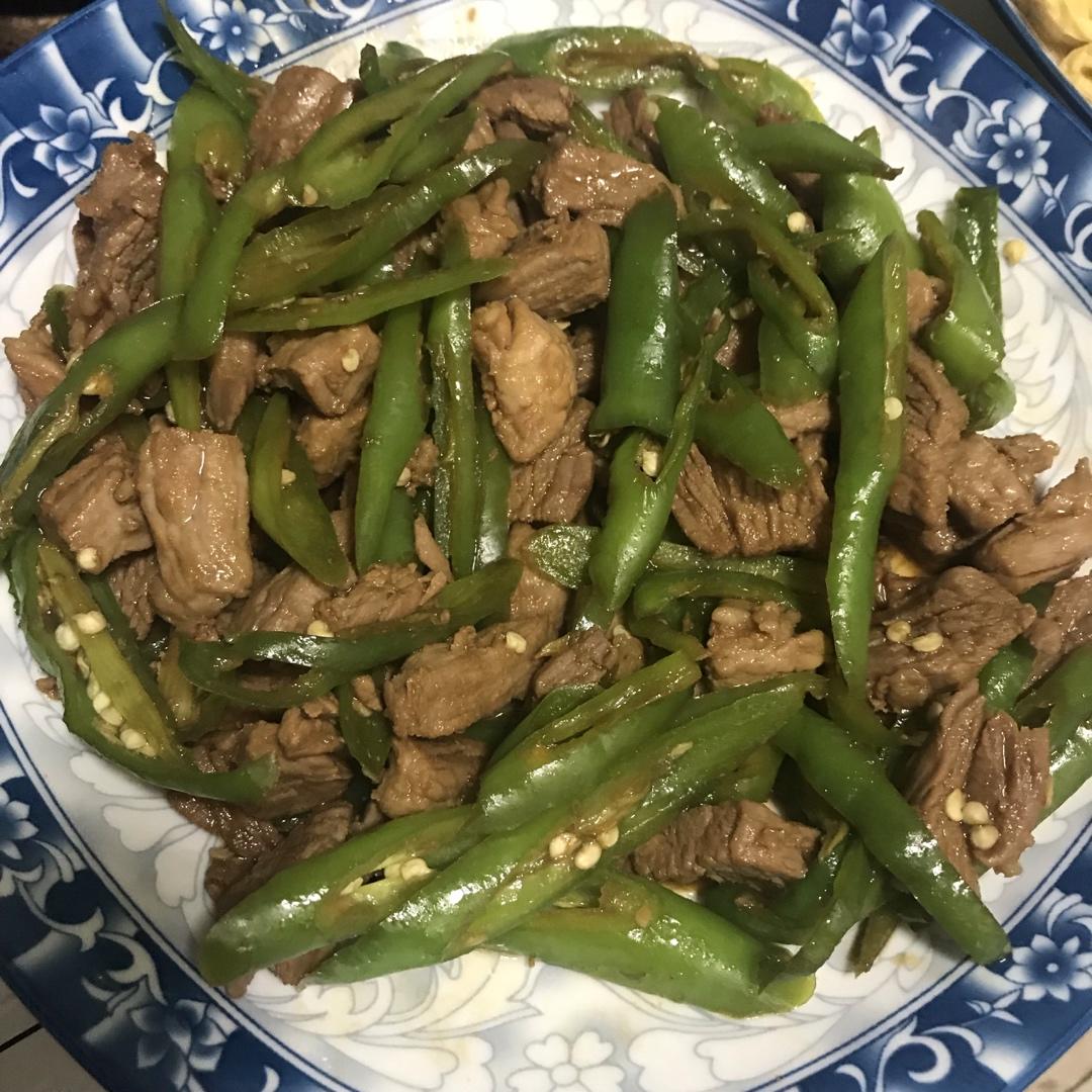 家常尖椒炒肉