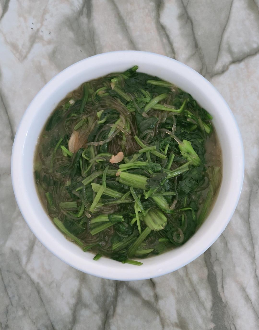 菠菜炖粉条