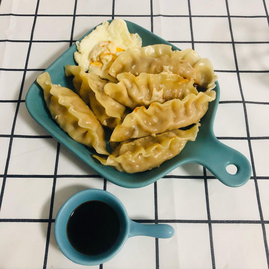 必品阁泡菜王水饺·煎饺抱蛋