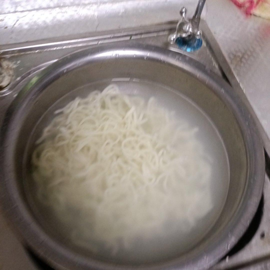 简单好吃的番茄肉酱面