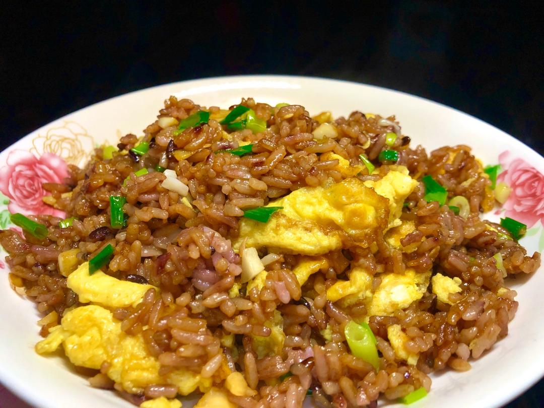 好吃到停不下来的酱油蛋炒饭