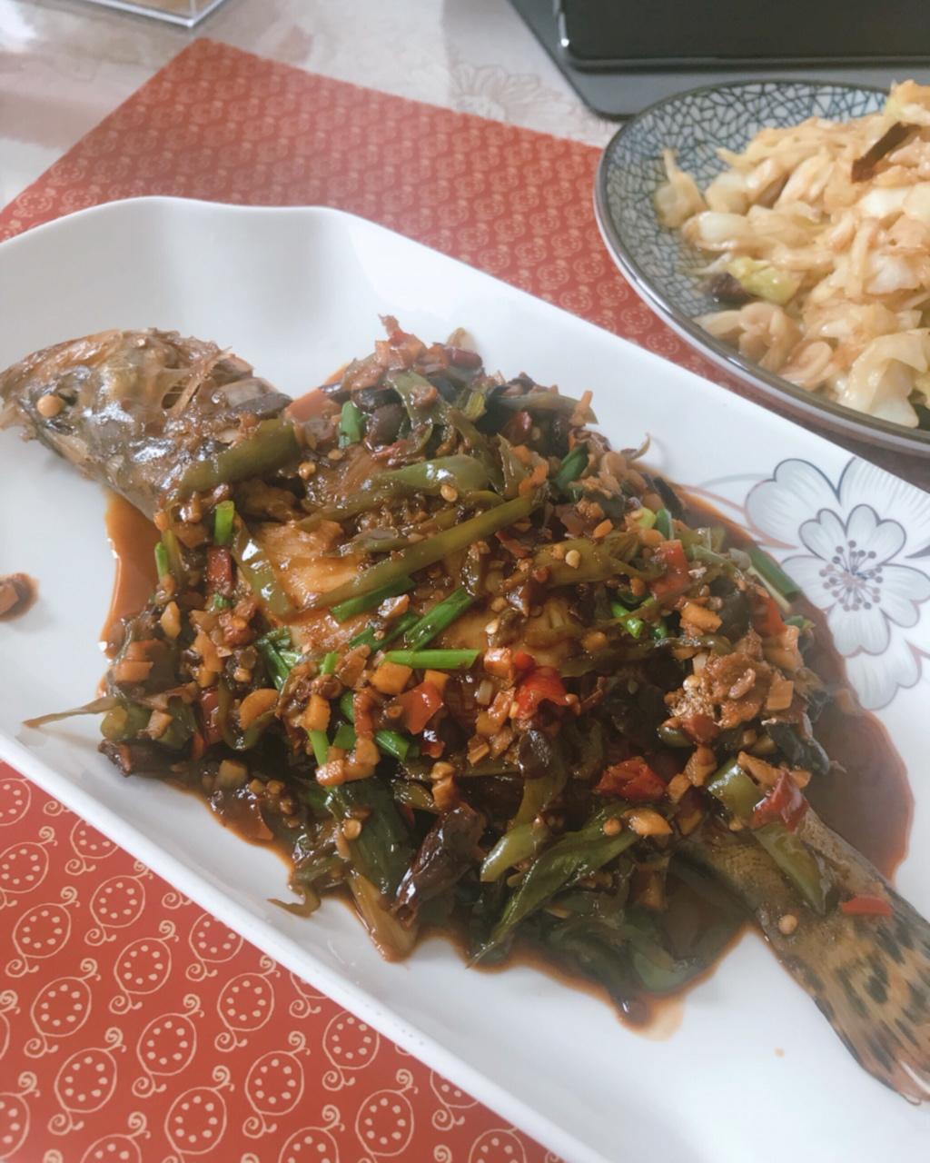 红烧鲫鱼