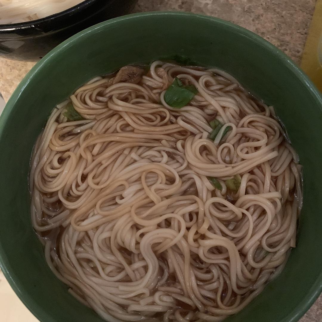 一碗酸汤面