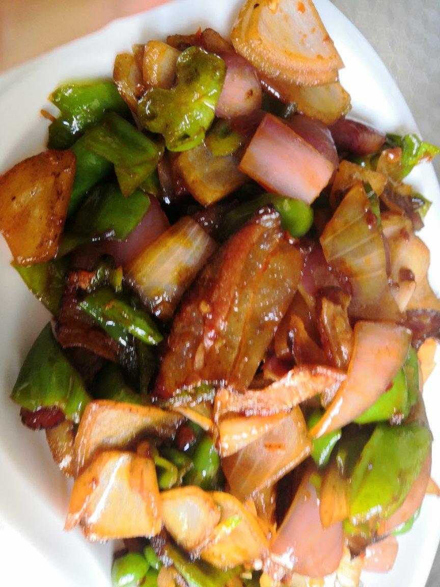 辣椒炒四川腊肉、腊肠