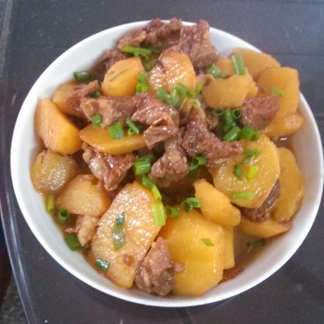蓝山蜗牛做的土豆炖牛肉