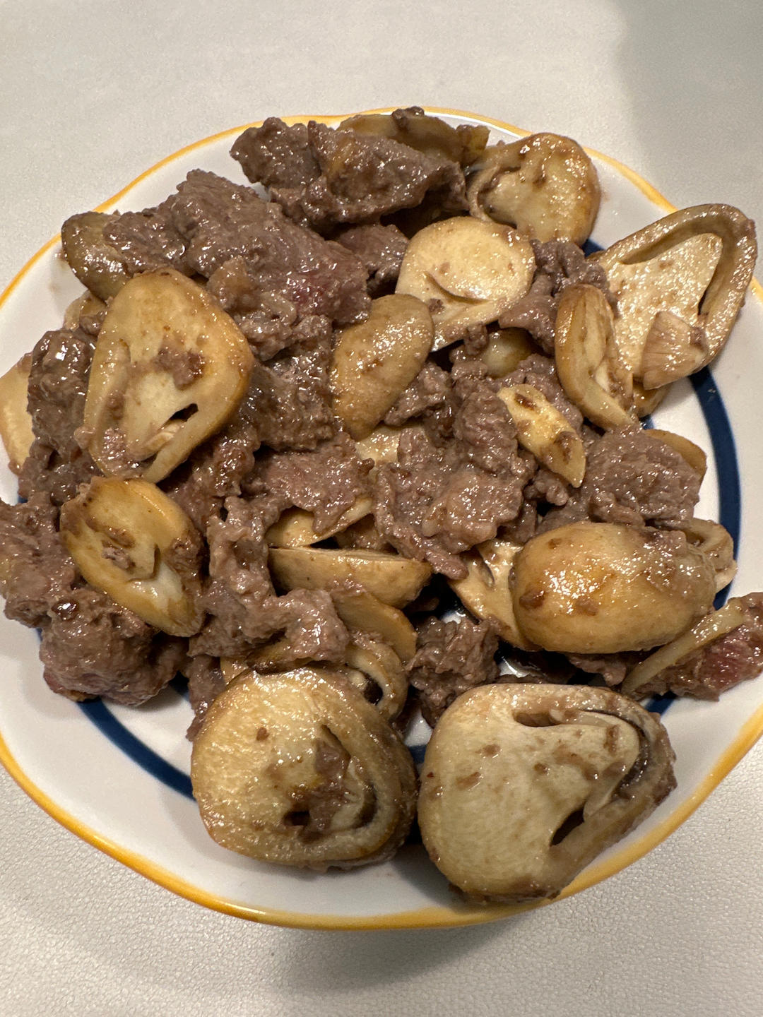 好吃得停不了的“草菇炒牛肉”
