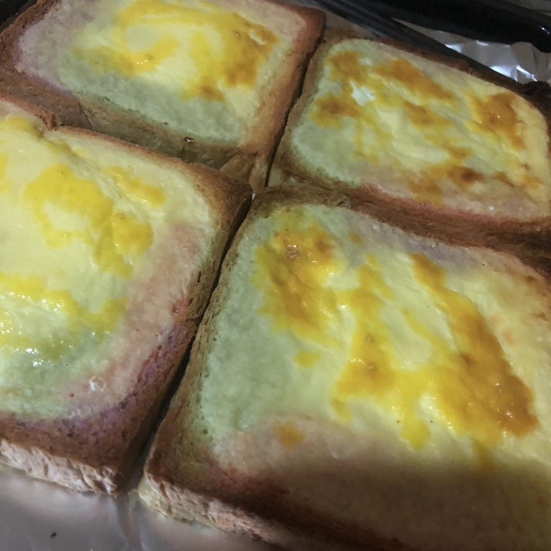 酸奶布丁烤吐司