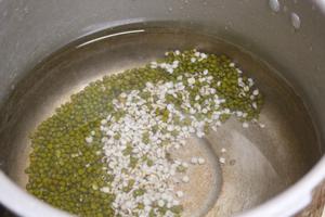 绿豆海带汤的做法 步骤3