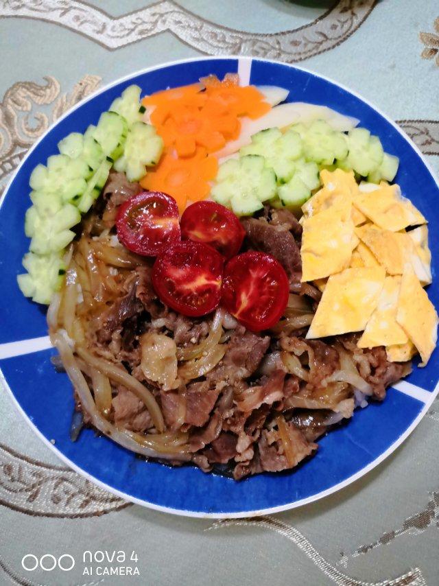 肥牛饭