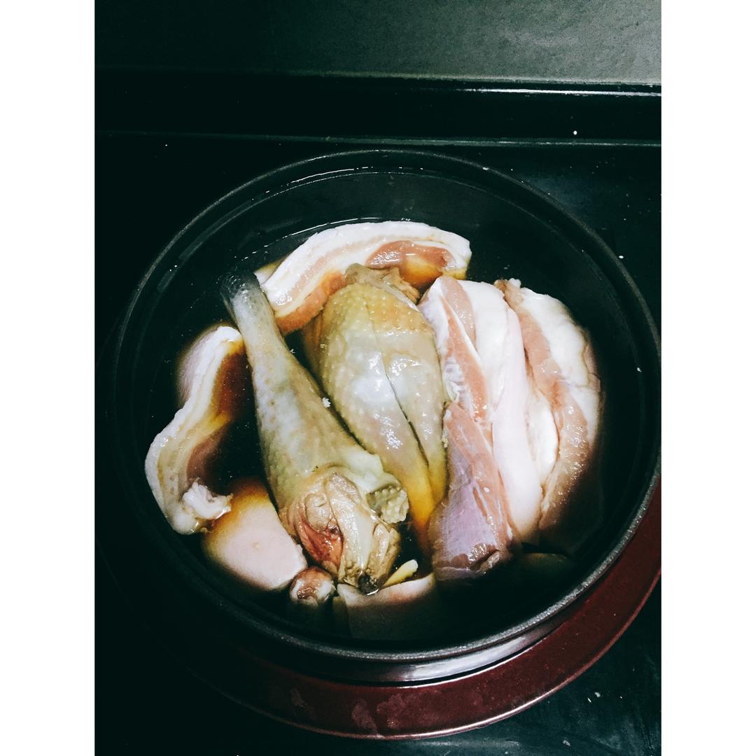 小火慢炖五花肉
