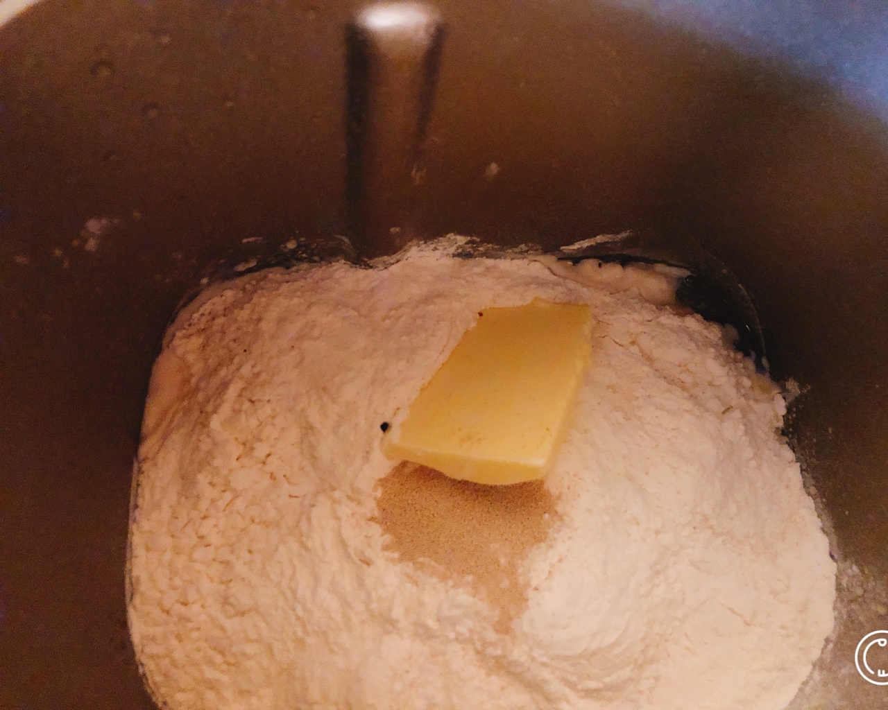 面包机松软白面包（高成功率）的做法 步骤3