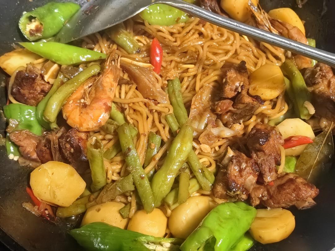 排骨豆角焖面
