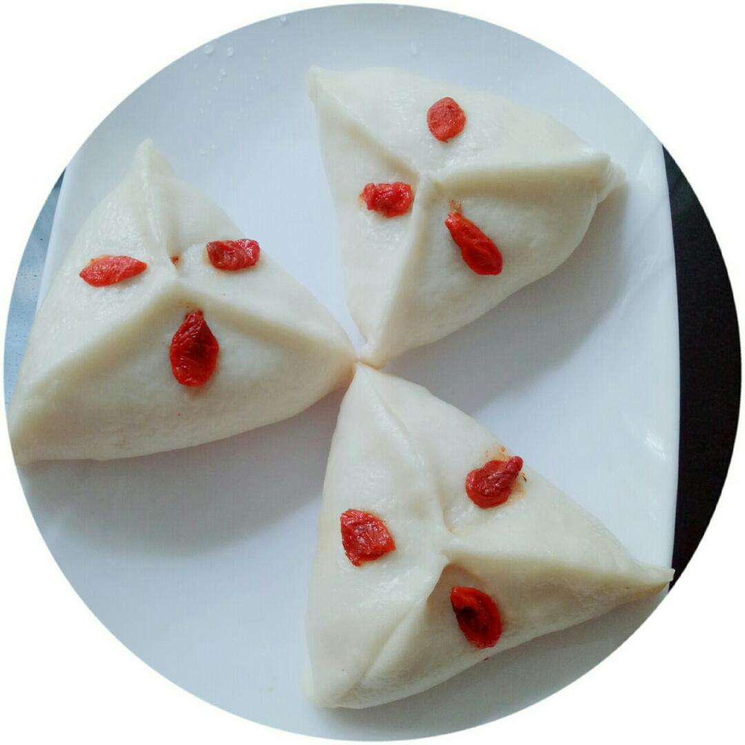 牛奶玫瑰糖三角