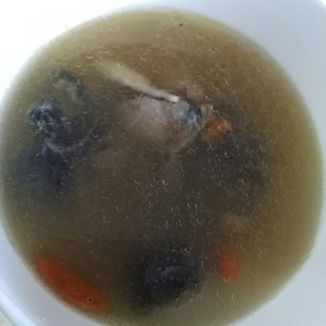 当归党参乌鸡汤