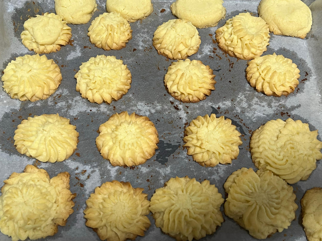 酥酥的黄油曲奇