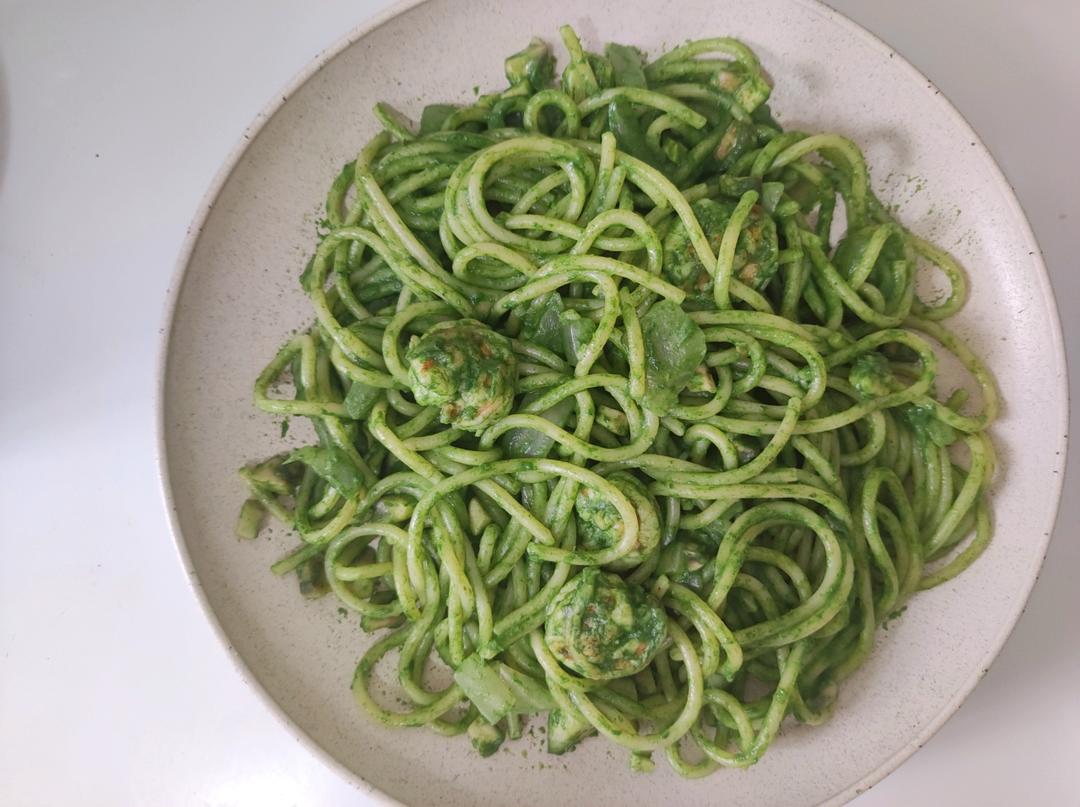 健康低卡吃意面——菠菜意大利面