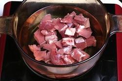 土豆烧牛肉的做法 步骤2