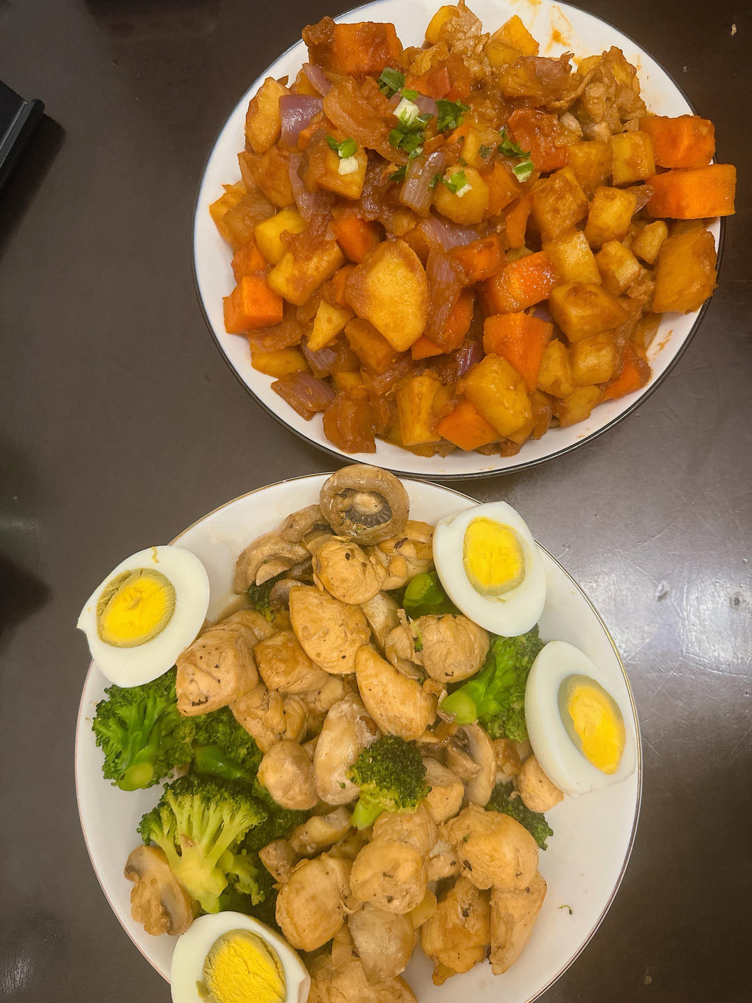 减脂餐～真的绝绝子！西蓝花口蘑炒鸡胸肉