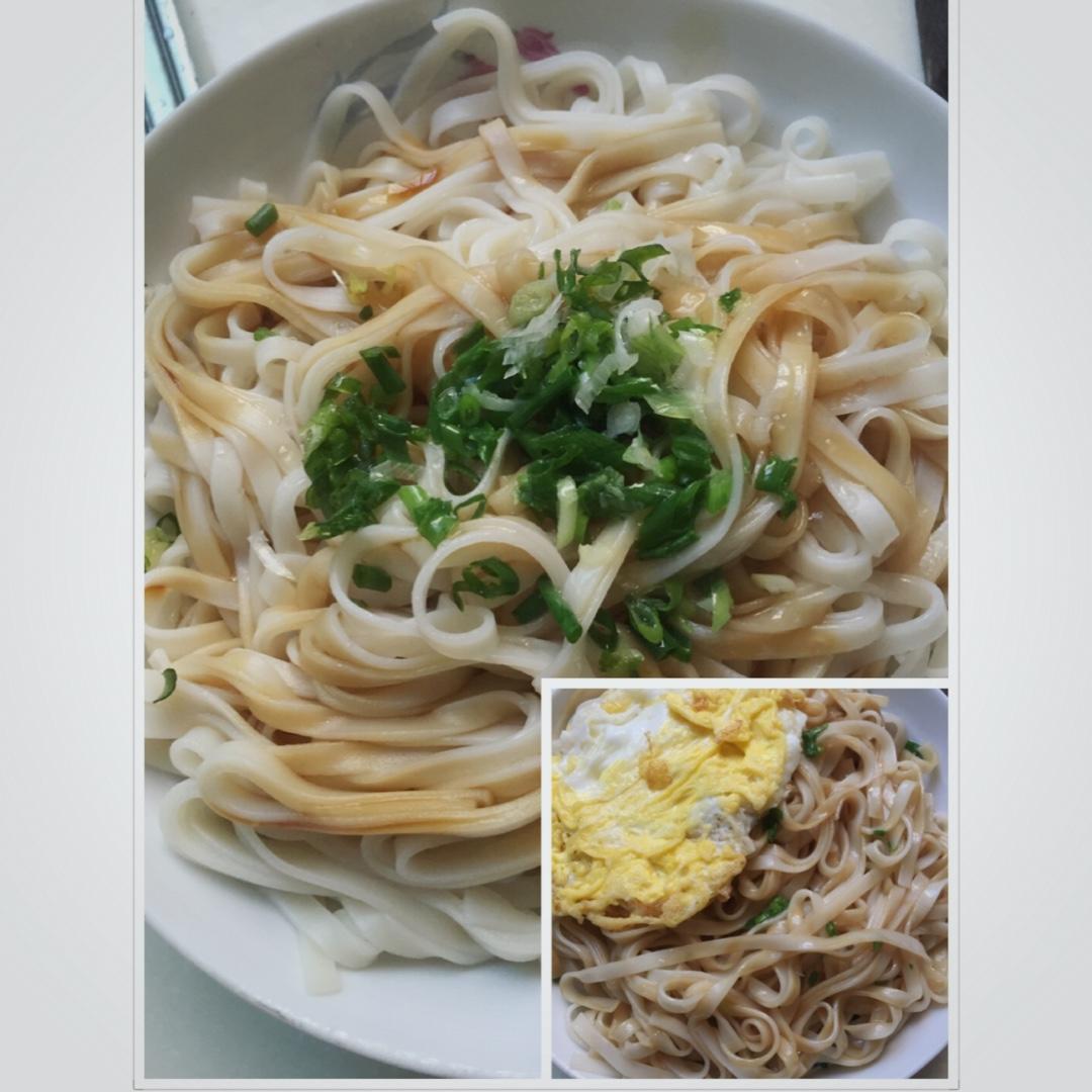 葱爆面—就是汪涵在天天向上里面做的那个啦