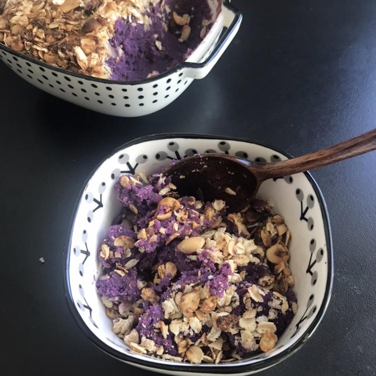 粉糯红薯泥配燕麦酥丨健康·三餐