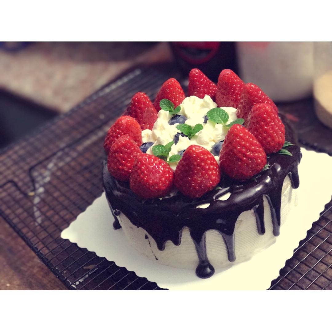 巧克力淋面裸蛋糕