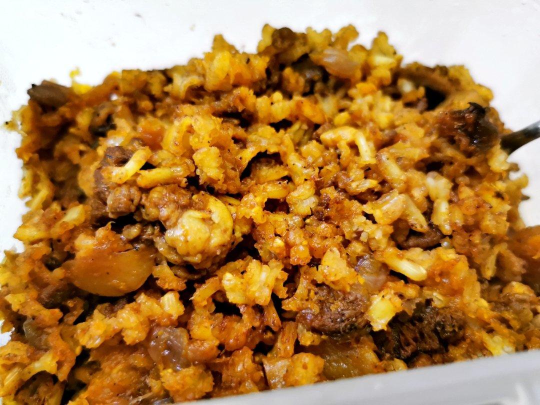 咖喱牛肉焖饭
