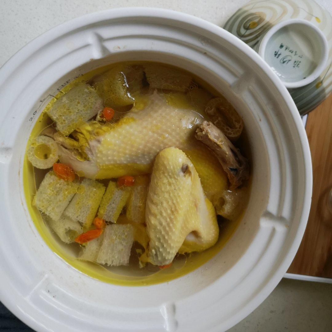 松茸竹荪鸡汤（一汤变多一菜，再也不怕汤渣没人吃）