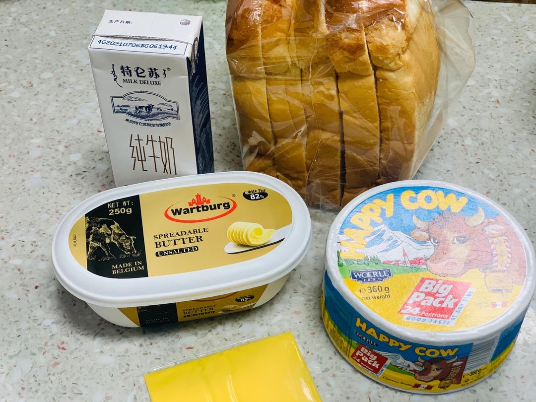 纯奶手撕吐司的做法 步骤1