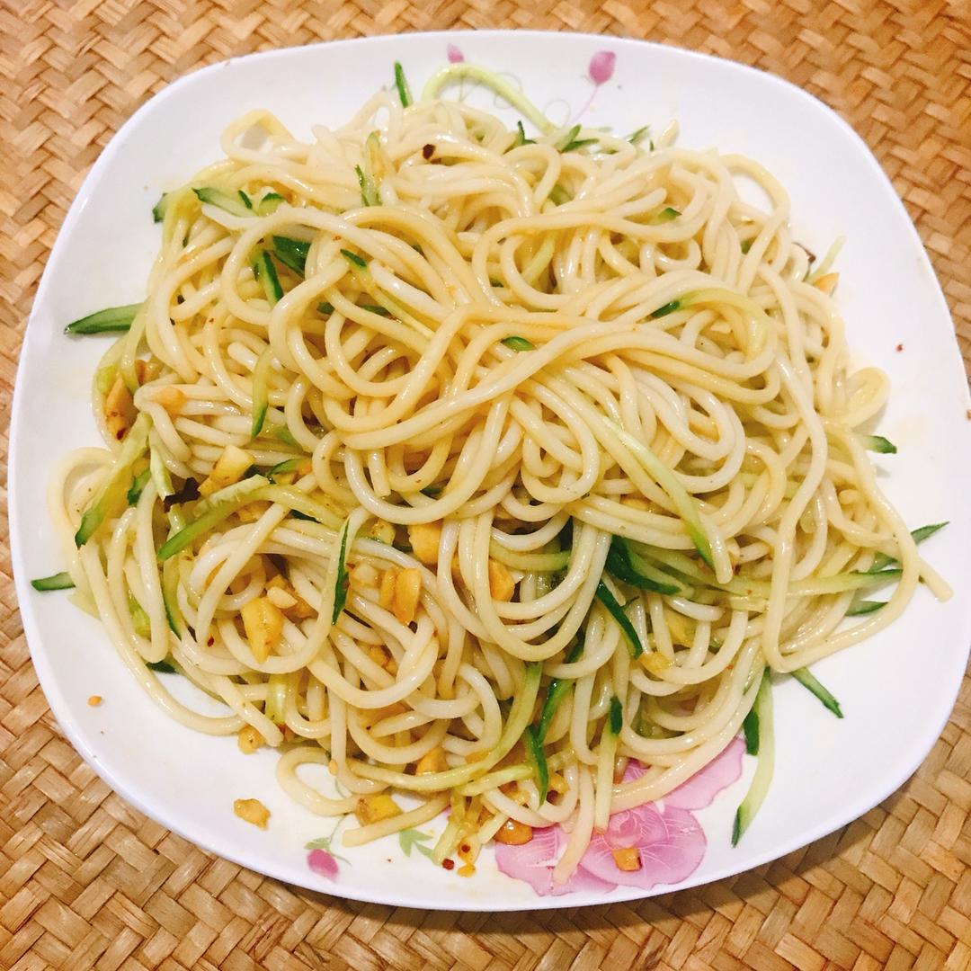 麻辣凉面