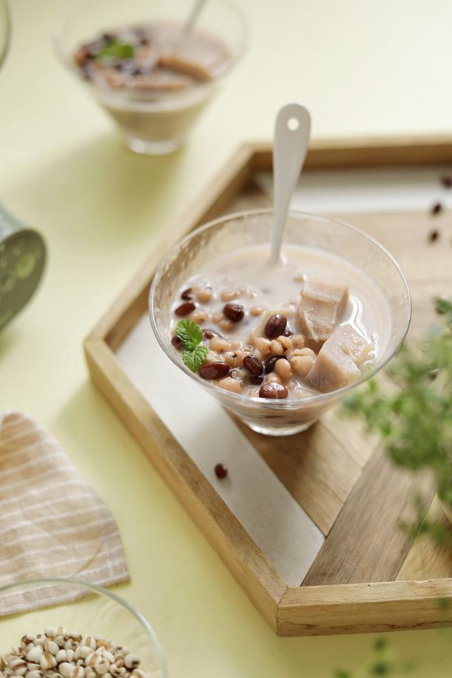 ️奶油红豆薏米芋头羹️，养颜又养生️ 【小南瓜电炖杯食谱】的做法