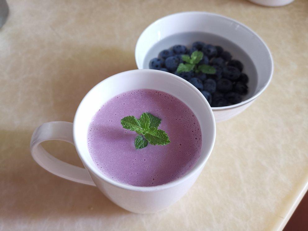 甜香做的紫薯泥牛奶=香芋奶昔