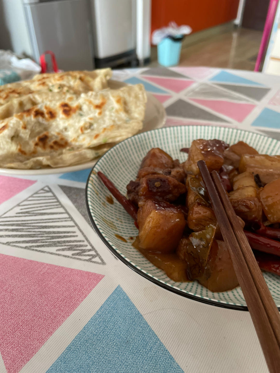 不焯水不放油的家常红烧肉