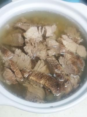 清汤牛肉——史上最简单易学的带蘸料牛肉汤的做法 步骤10